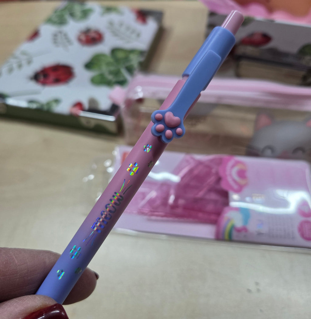 Box regalo con articoli di cancelleria