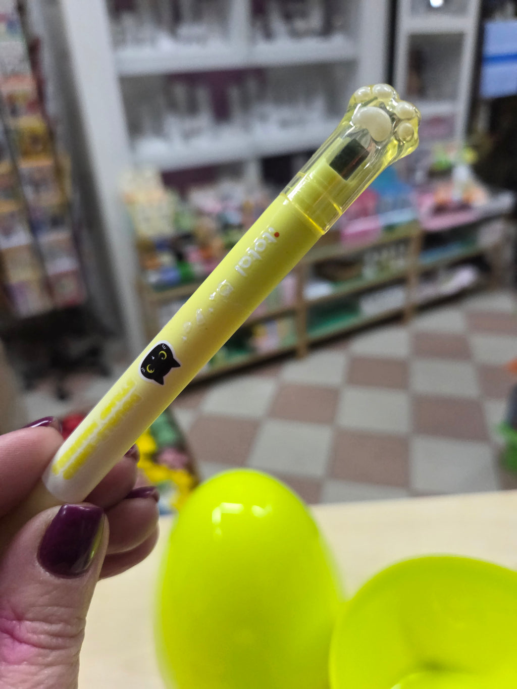 Uovo di Pasqua pieno di cancelleria Kawaii