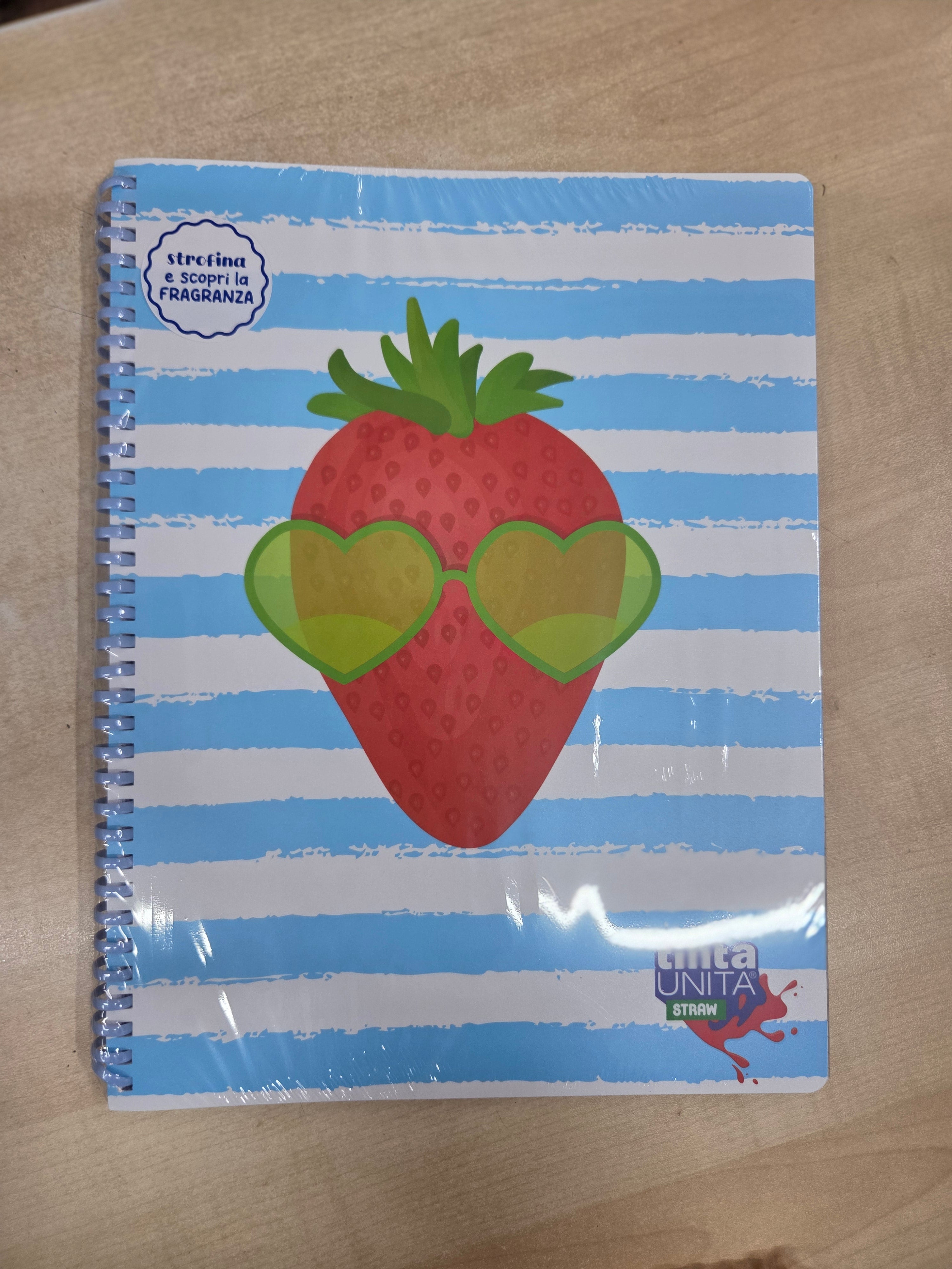 Tinta Unita Juice – Maxi Quaderno Spiralato Profumato A4 – Rigatura 1R