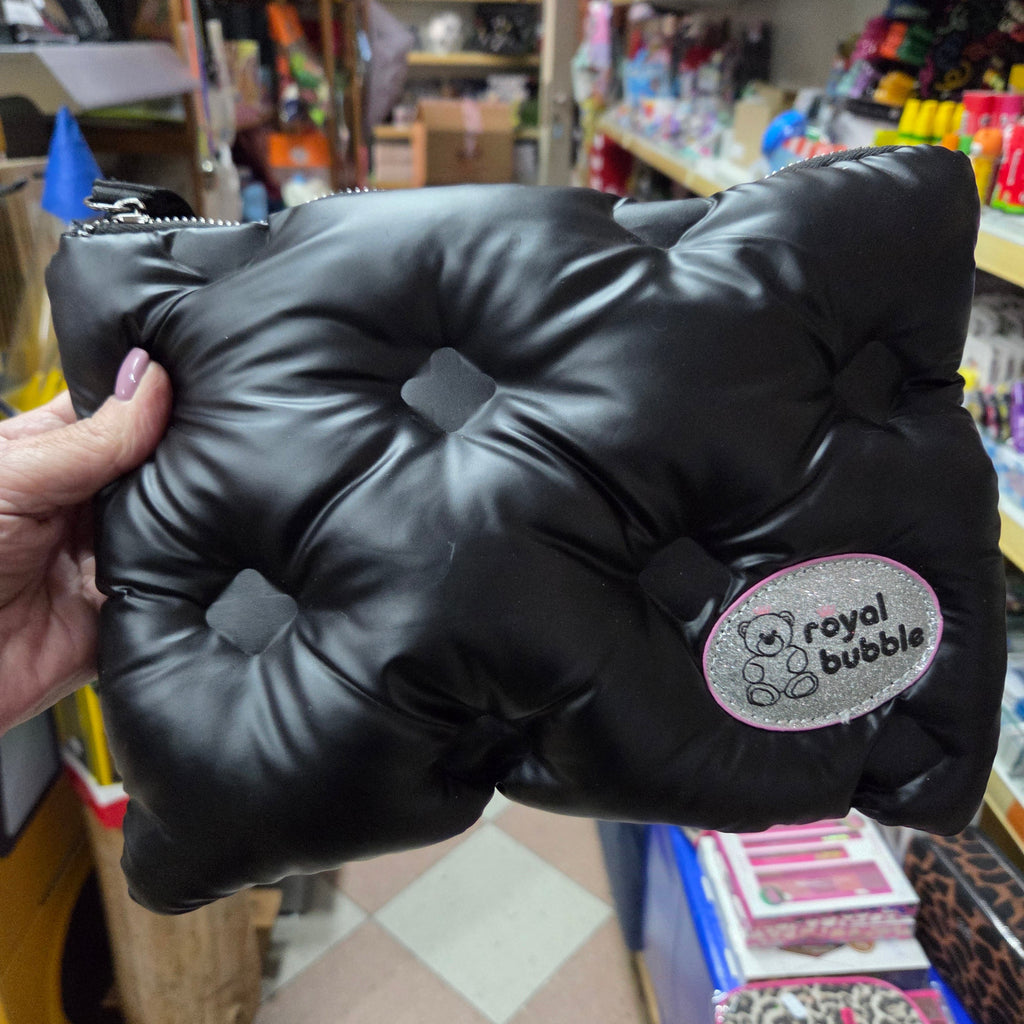 Pochette imbottita con maniglia e portachiavi orsetto, Royal bubble