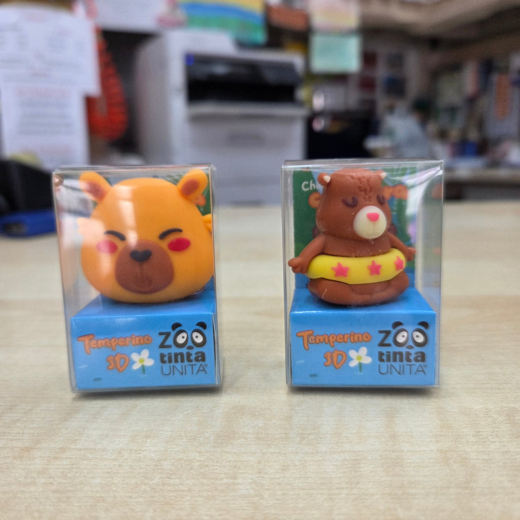 Tinta Unita Zoo temperino Capibara ad un foro