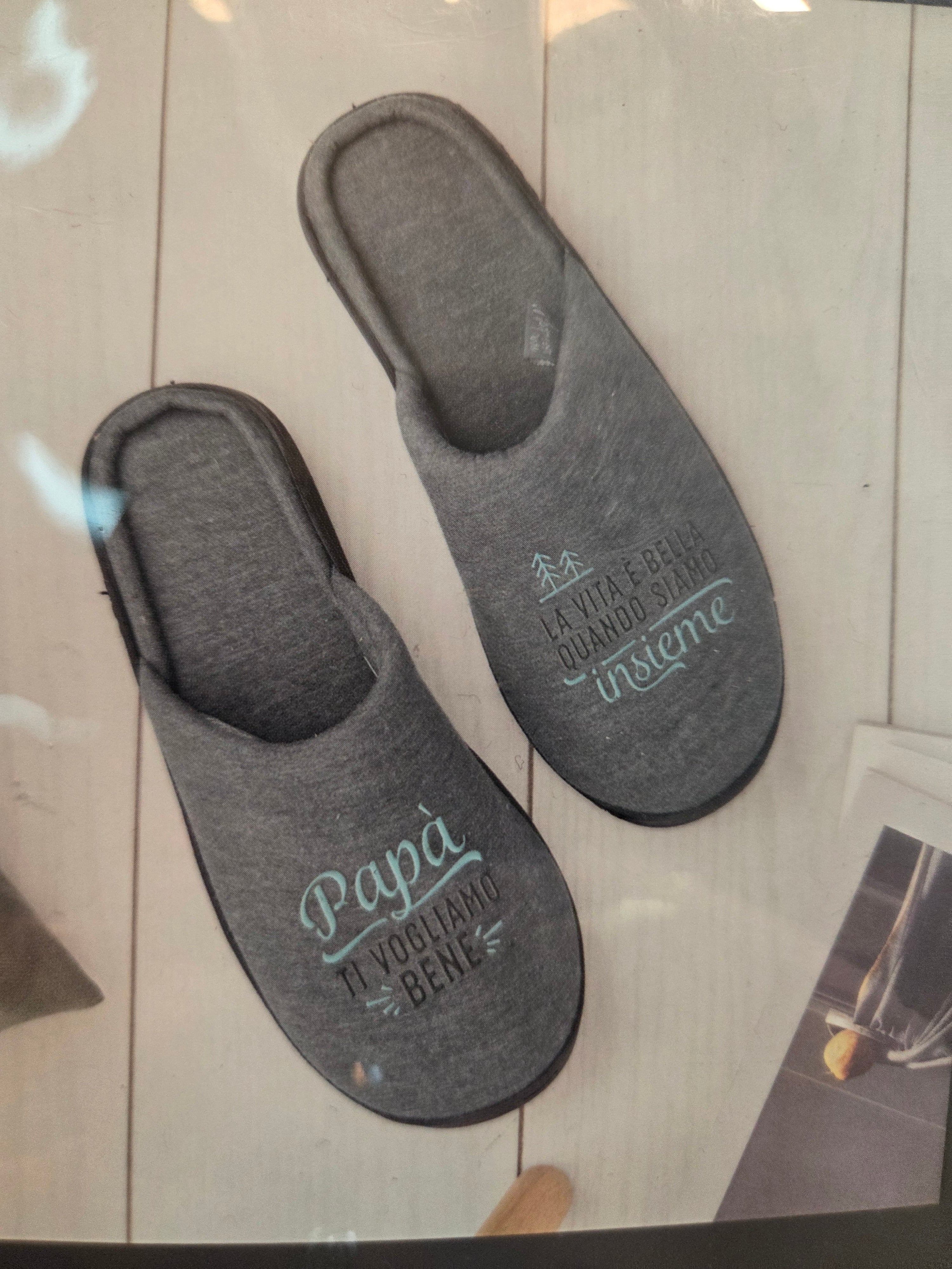 Mr.Wonderful: Pantofole T 44-47 "Papà ti vogliamo bene, la vita è bella quando siamo insieme"