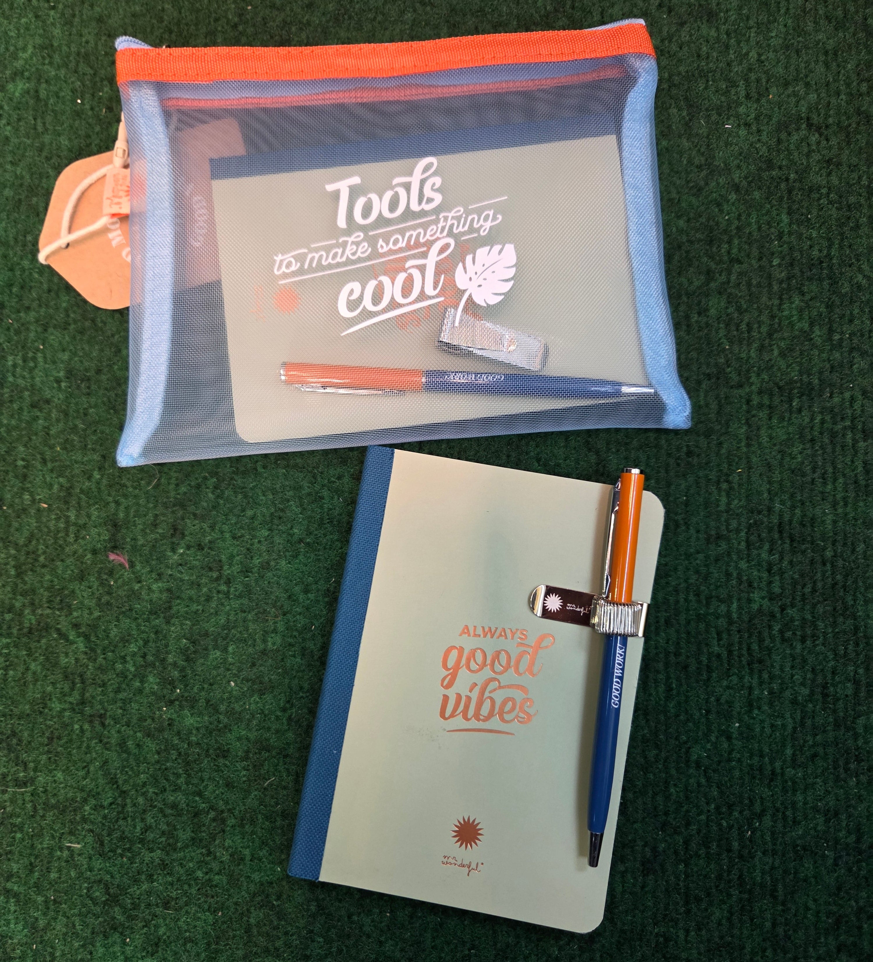 Mr.Wonderful: Set stationery "Tools to make something cool"