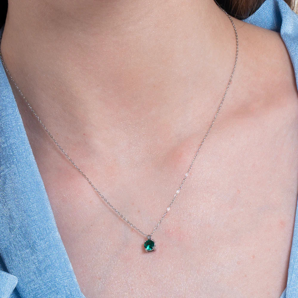 Luca Barra: Collana donna in acciaio con zircone verde.