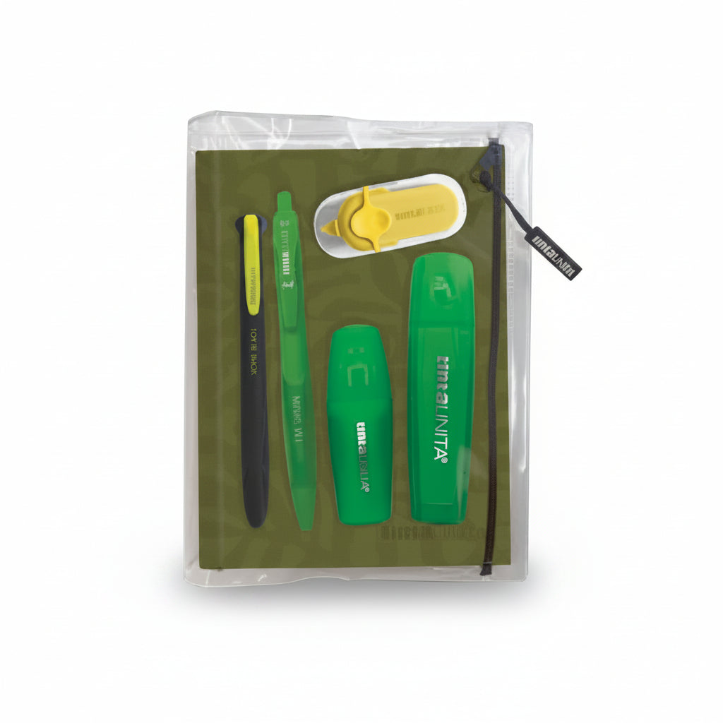 Diario Datato 12 Mesi Tinta Unita 2026-2027 con Sovracoperta PVC e Stationery