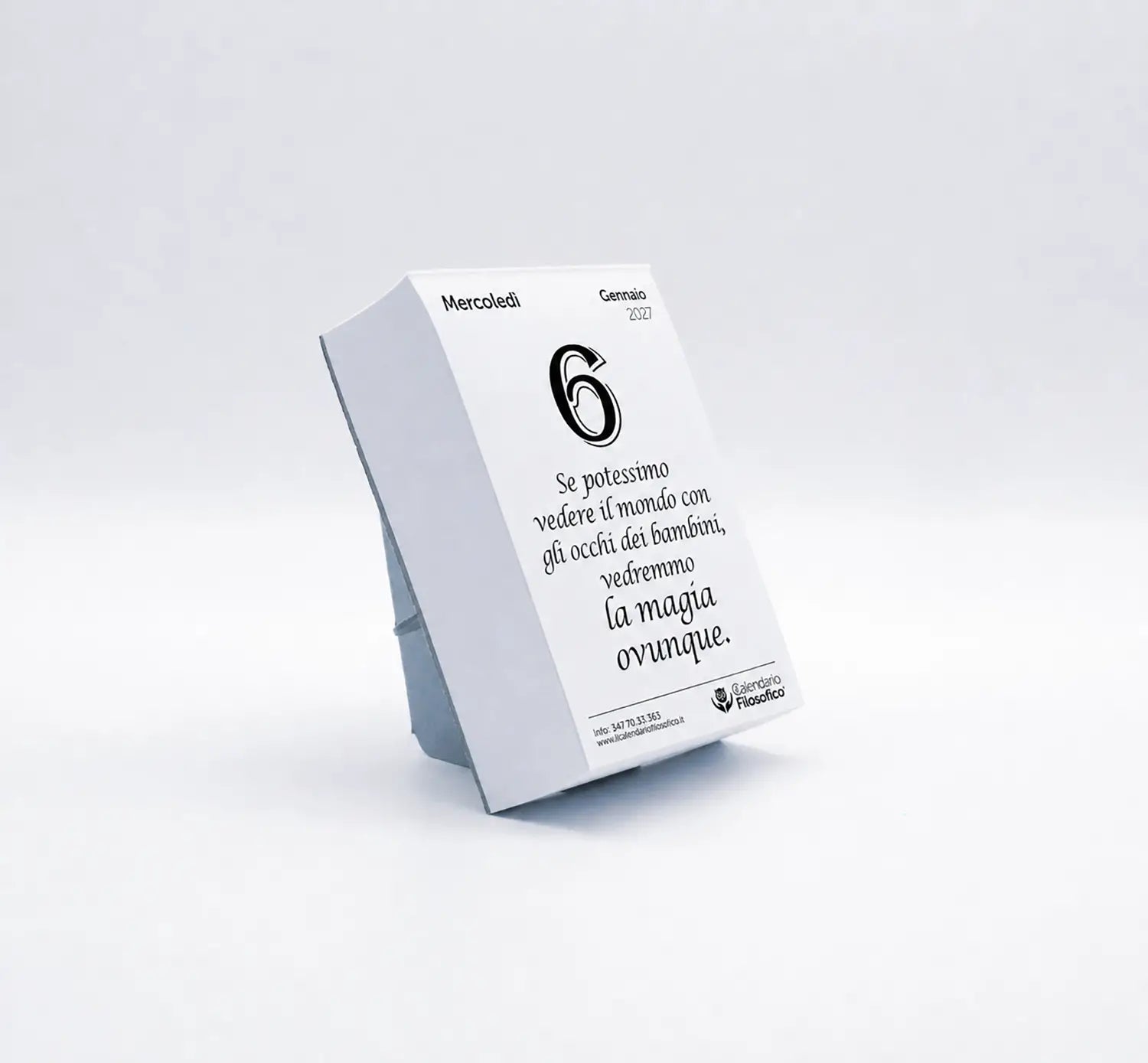Calendario Filosofico 2027 con Alette A6 (10×14 cm) – Autoportante