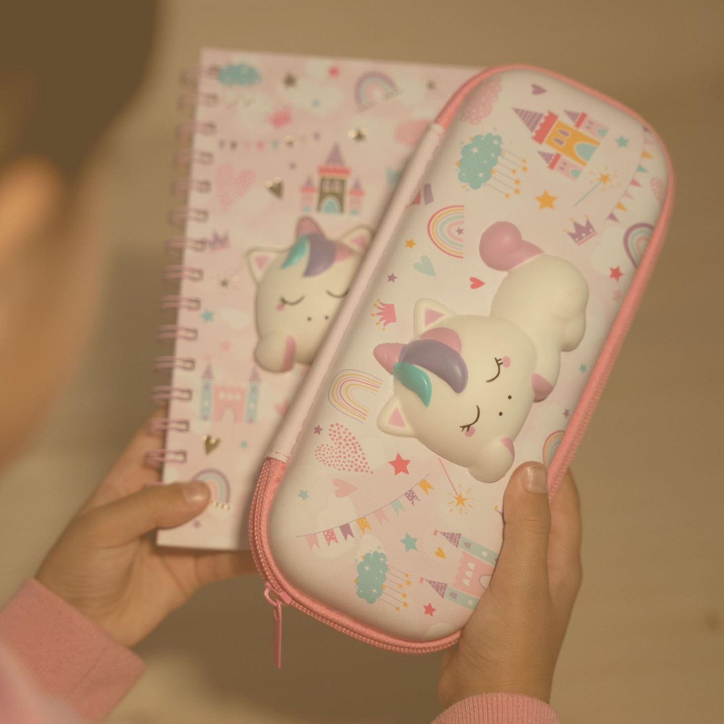 Incanta: Notebook Spiralato con Zampa Squishy - Puffy